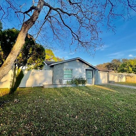 Pinebrook Home Close To Beach Largo Luaran gambar
