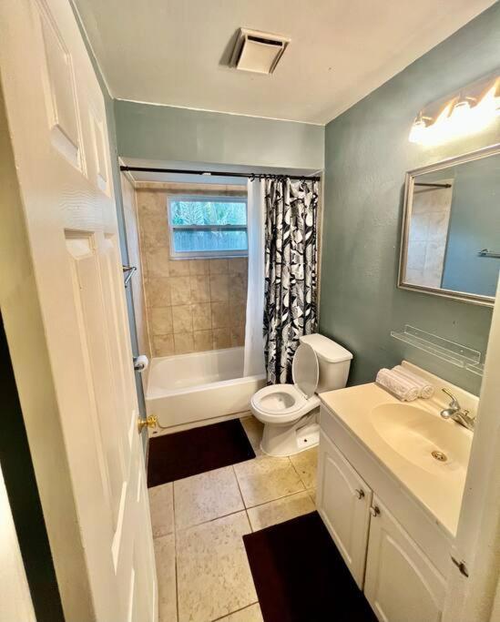 Pinebrook Home Close To Beach Largo Luaran gambar