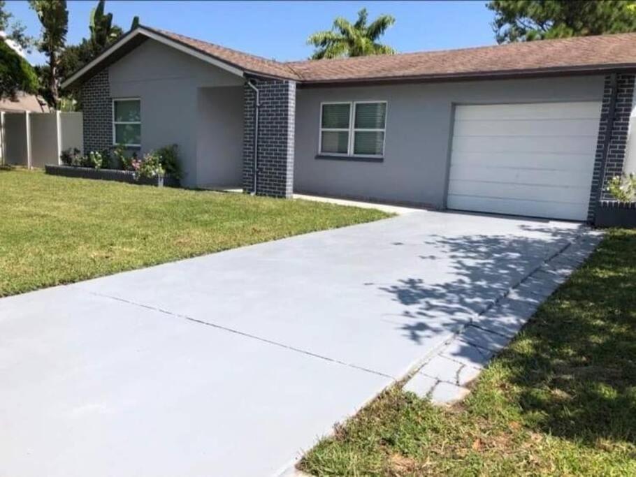 Pinebrook Home Close To Beach Largo Luaran gambar